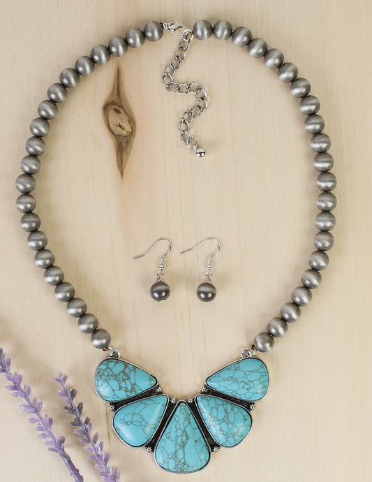 Devan Necklace